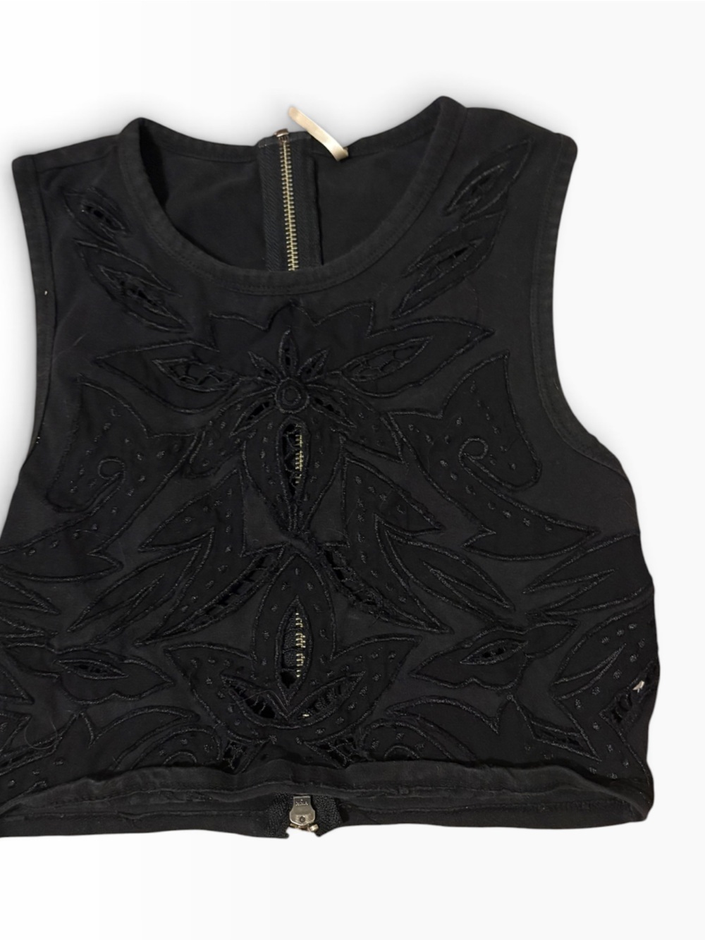 Free people extra small Women's Black Embroidered Sleeveless Top